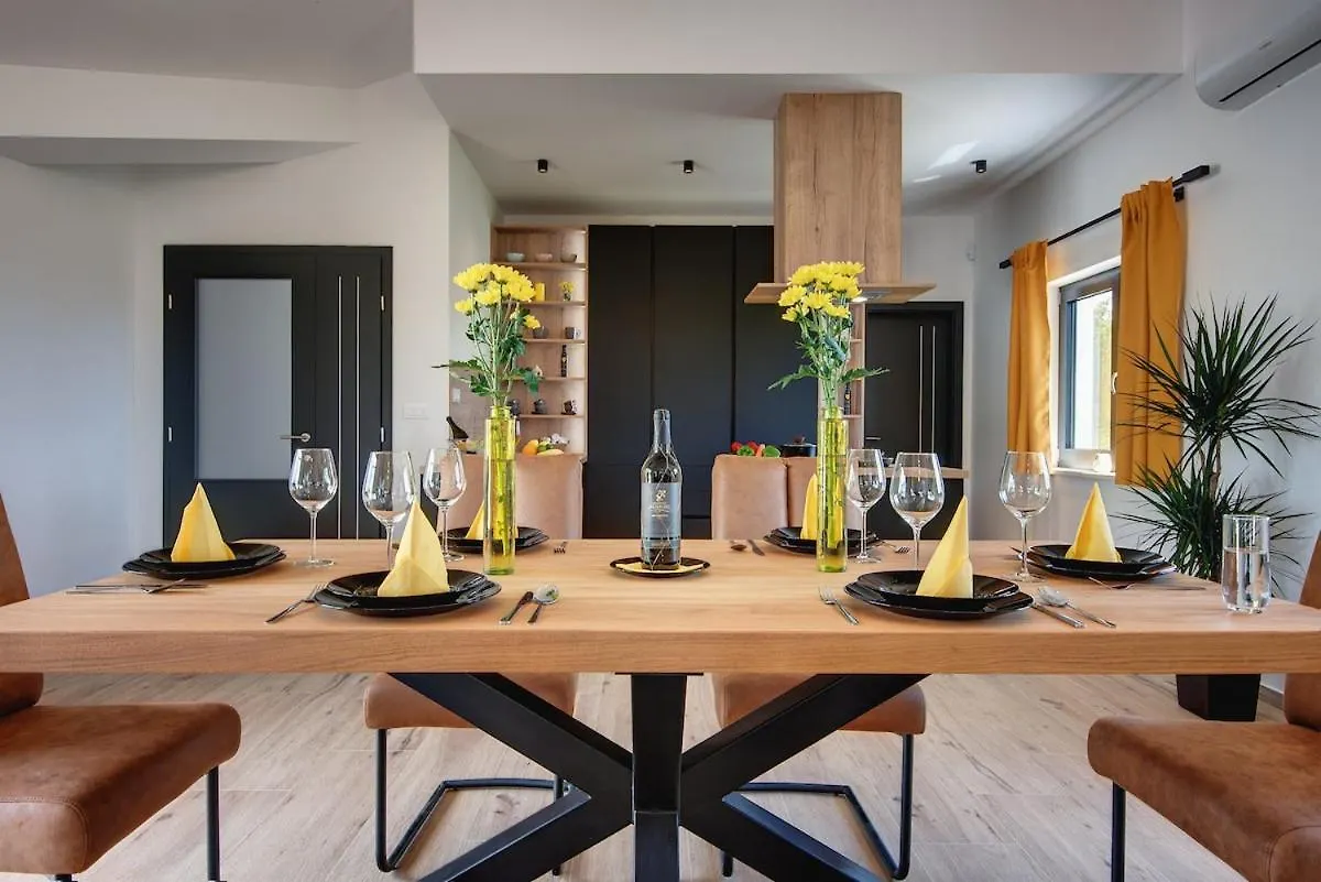 Radola Residence By Radola Family Barban